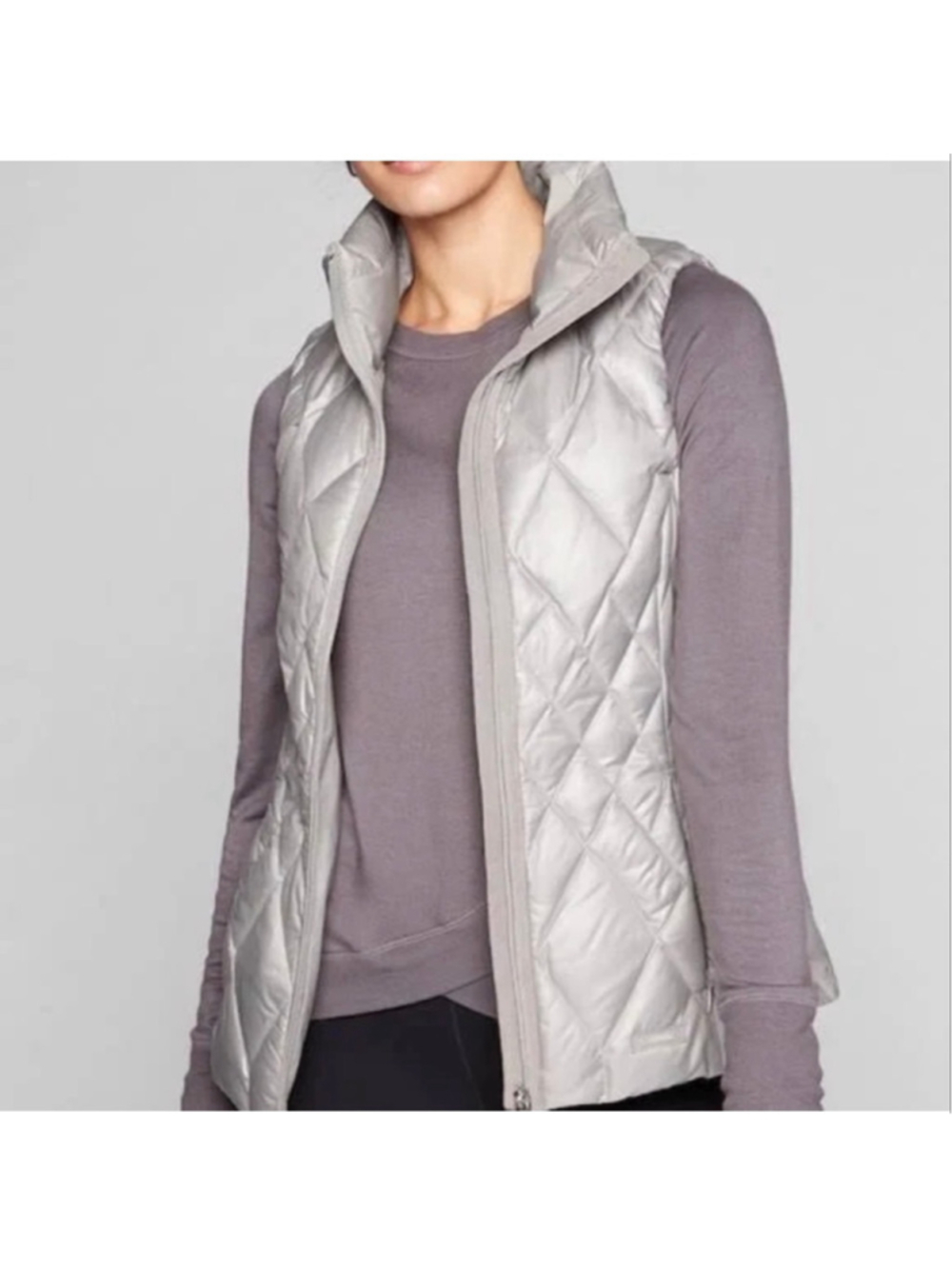 Athleta Goose Down Quilted Puffer Vest Sz XS in Beige!